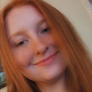 Meet your Posher, Hayley